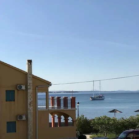 דירה Engeli ויר