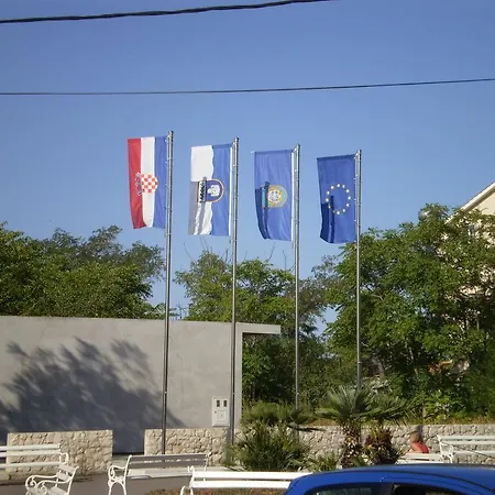 דירה Engeli